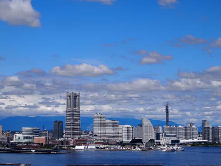 Yokohama Private Welcome Tour with a Local