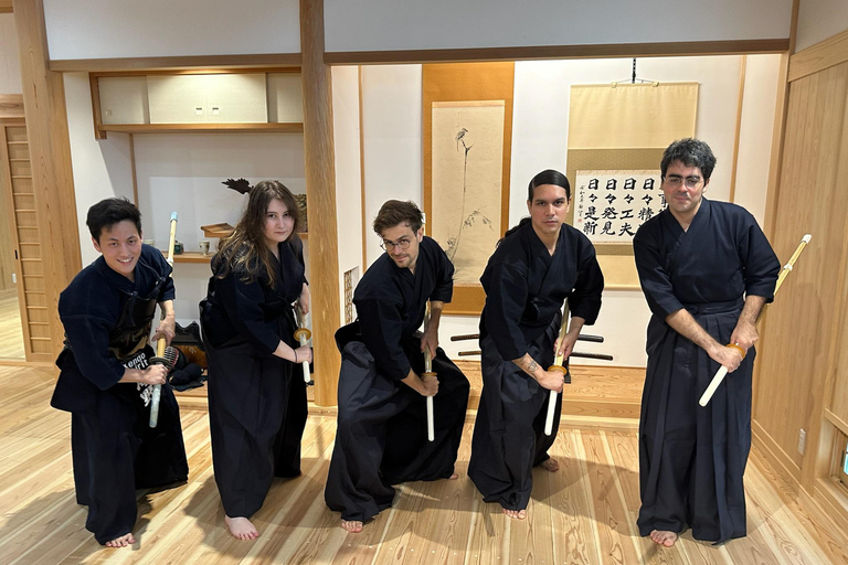 Tokio: Doświadczenie samuraja | Lekcja kendo i darmowe zdjęciaTokio: Naucz się Kendo i zostań samurajem! + Darmowe zdjęcia