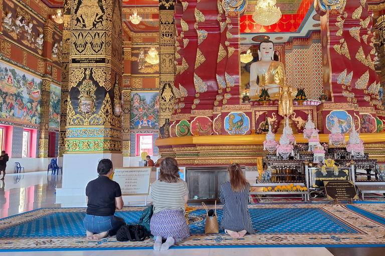 Khaolak: 3 Temples Tour with Meditation and Pagoda