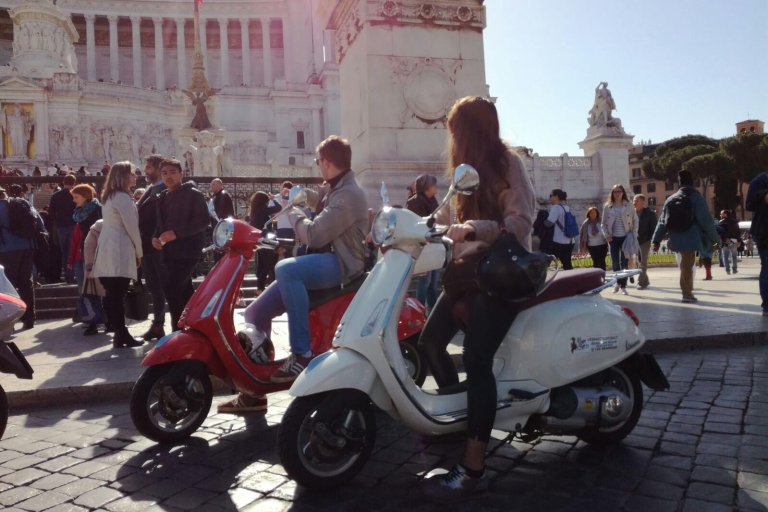 Rome: huur een 125cc Vespa (12 uur tot 1 week)Rome: huur een Vespa van 125cc (72 uur)