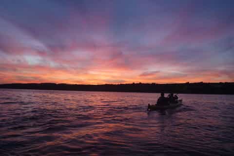 excursión a quebec al atardecer con kayak y vino de oporto