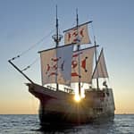 Dubrovnik: crociera panoramica al tramonto sulla nave Karaka (solo per adulti)