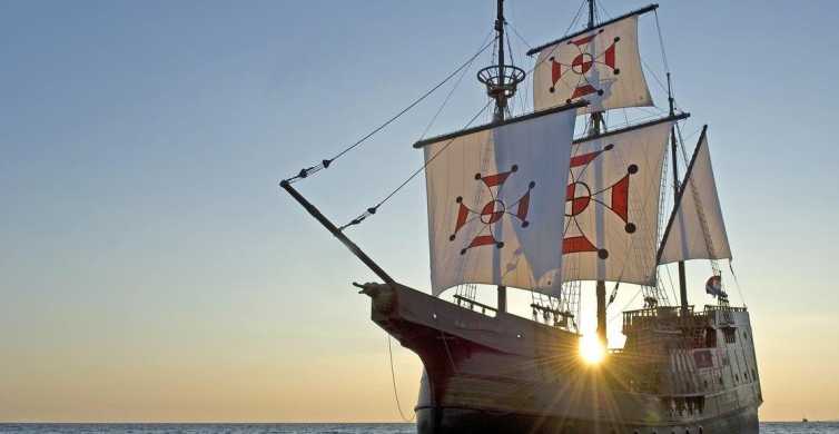 Dubrovnik: Sunset Cruise by Karaka with Sparkling Wine