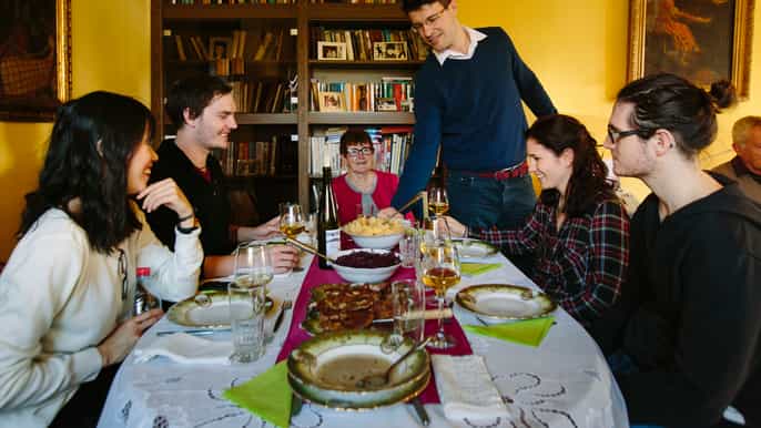 budapest hungarian meal in local home with hosts and guide