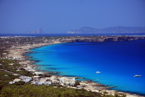 Formentera: billete de ida y vuelta en ferri desde IbizaFormentera: billete de ida y vuelta en ferry desde Ibiza