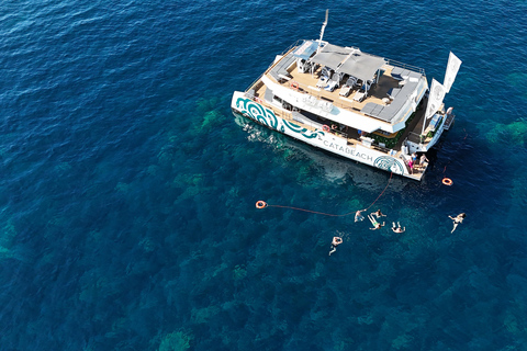 阿雅克肖：乘坐双体船前往桑吉纳雷群岛阿雅克肖：双体船巡游圣萨尔瓦多群岛