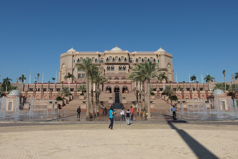 Desde Dubai: tour de Abu Dhabi con la mezquita Sheikh Zayed