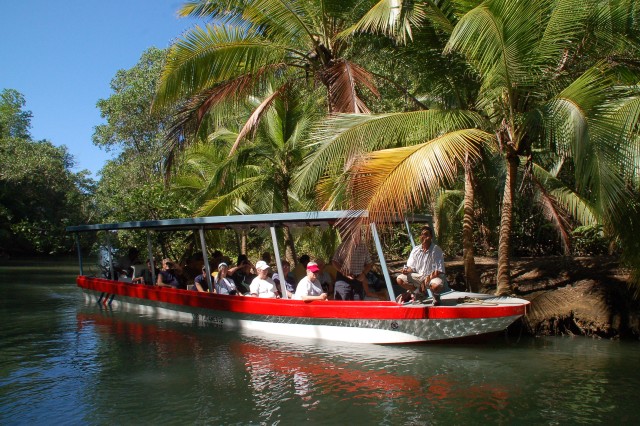 Visit Quepos Damas Island Mangrove’s Boat Tour in Manuel Antonio, Costa Rica