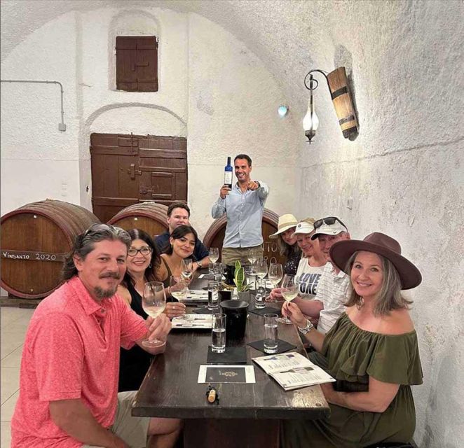 Santorini: Half-Day Tour of 3 Wineries with Tasting