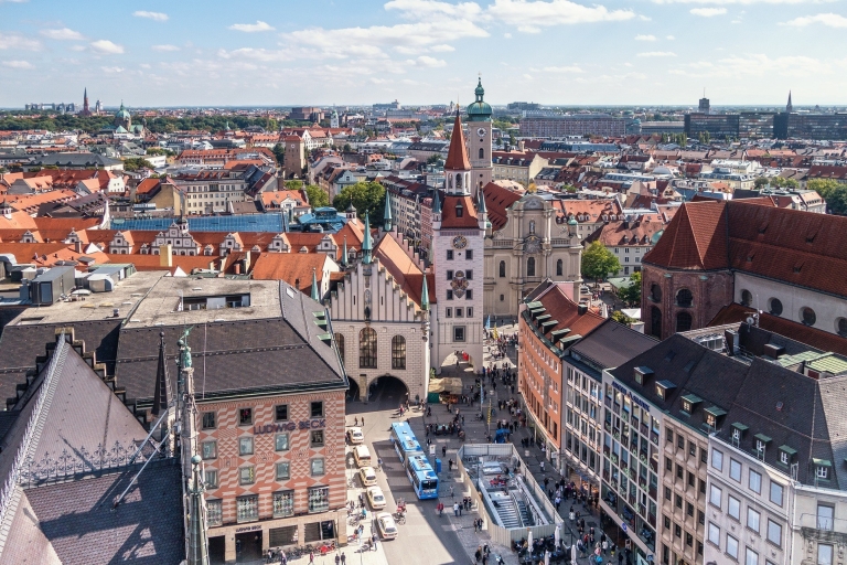 Munich: Private Personalized Walking Tour with a Local Host 6-Hour Tour