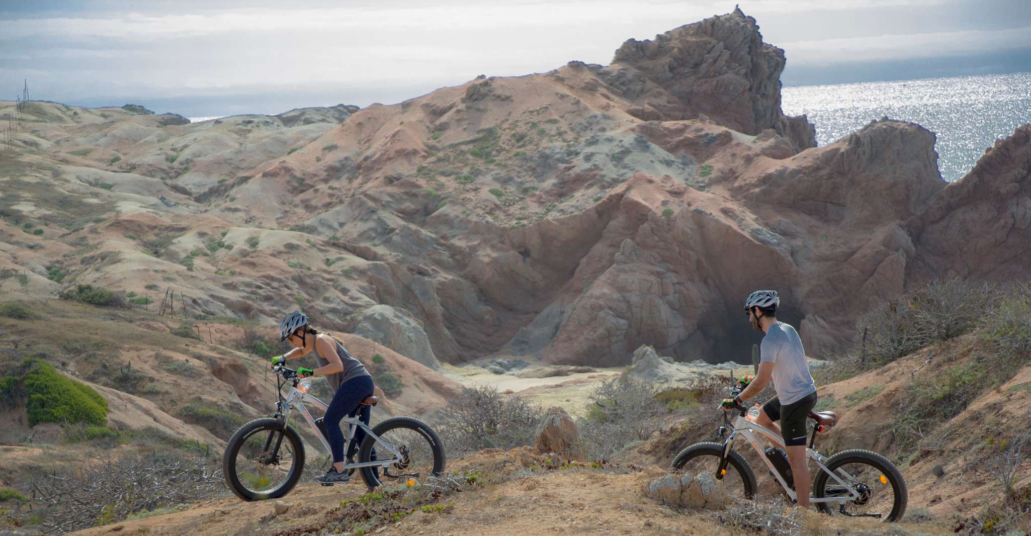 Electric Eco-Bike Beach Adventure with Mexican Lunch - Housity