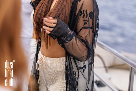 Ibiza: Formentera Sunset Boat Part with Drinks and Food Full Day Pass at Ibiza Boat Club (Early Bird Phase 2)