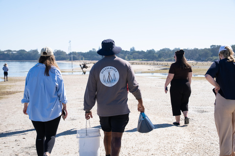 Stradbroke Island: First Nations Oyster Farm Tour & Tasting