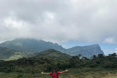 Kandy: escursione di 2 giorni sul monte Knuckles e tour del villaggioKandy: escursione di 2 giorni sul monte Knuckles e tour dei villaggi