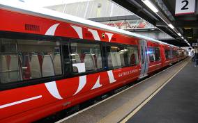 Gatwick Express: 1-Way or Return London Train Ticket
