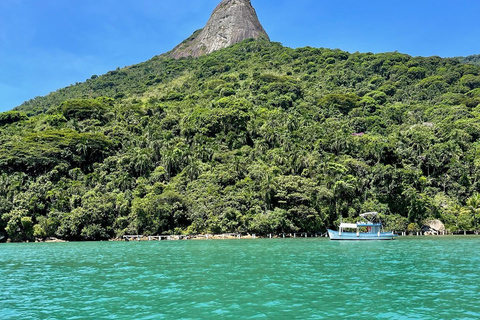 Paraty - Sugarloaf Mountain Trekking in Saco do Mamanguá Paraty – Sugarloaf Mountain Trekking via Saco do Mamanguá