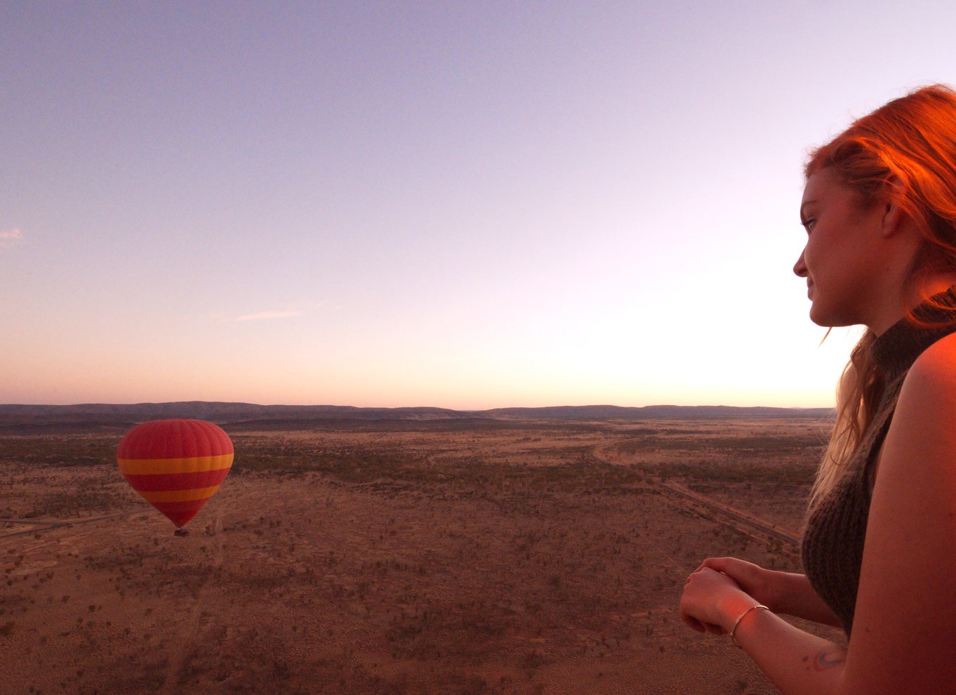 Alice Springs: Varmluftsballonflyvning tidligt om morgenen