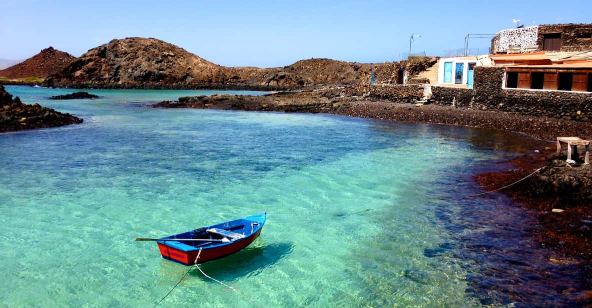 Lanzarote: Lobos Island Half-Day Dolphin Watching Trip