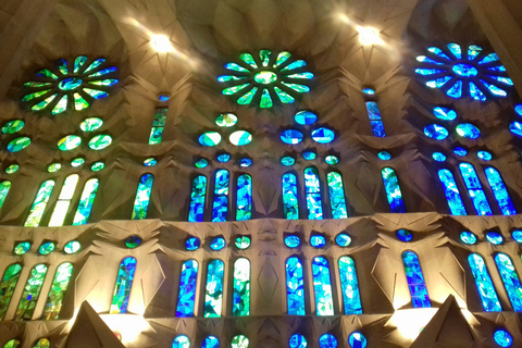 Barcelona: Montserrat & Sagrada Familia Guided Tour
