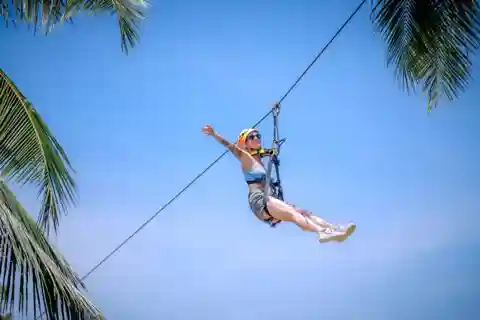 Koh Samui: Samui Zipline adventure and hotel pick up service