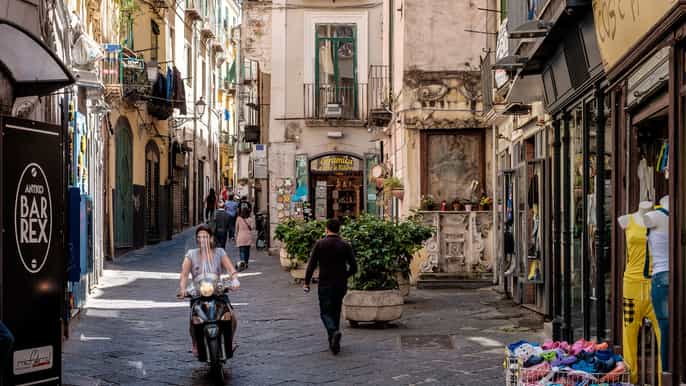 salerno 2.5hour private walking tour w / a guía local