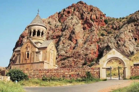 Privé : Khor Virap, Areni, Noravank, grotte des oiseaux, Jermuk