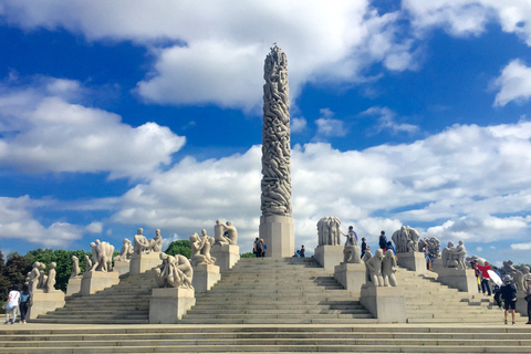 Oslo: Panorama i spacer po parku VigelandaOslo: Panorama i park Vigelanda