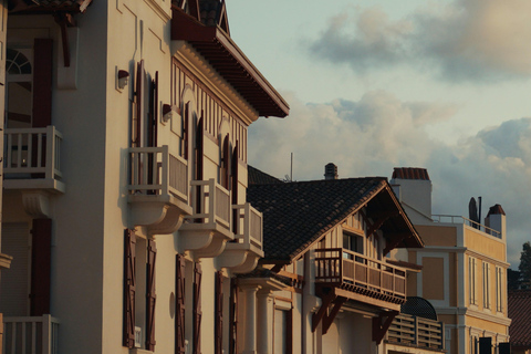 Excursion to the villages of the French Basque Pyrenees: Espelette, Ainhoa, and Sare Spanish tour from Bilbao