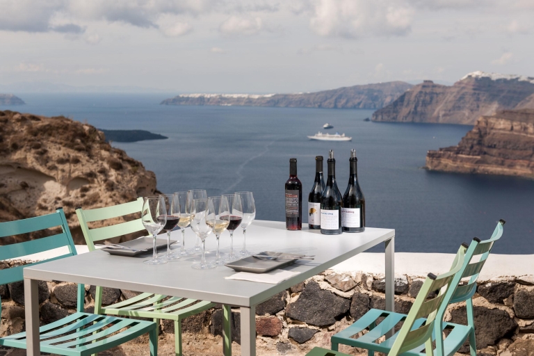 Santorini Wine Roads: Tour van 3 wijnkelders met een sommelierDay Winery Tour