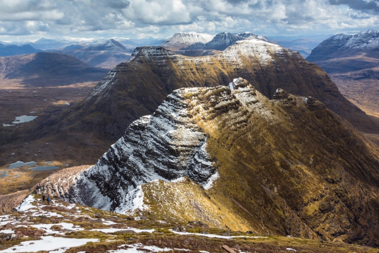 Ab Inverness: Torridon, Applecross, & Eilean Donan CastleAb Inverness: Lochs und Berge -Kleingruppentour