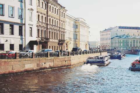 St Petersburg: 2-Day Premium Group Shore Excursion