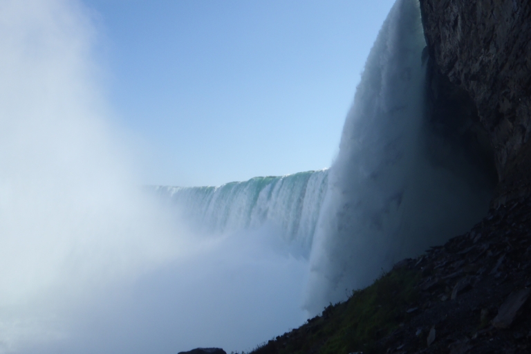 Z Toronto: Całodniowa wycieczka nad wodospad NiagaraWycieczka nad wodospad Niagara z rejsem Hornblower Cruise