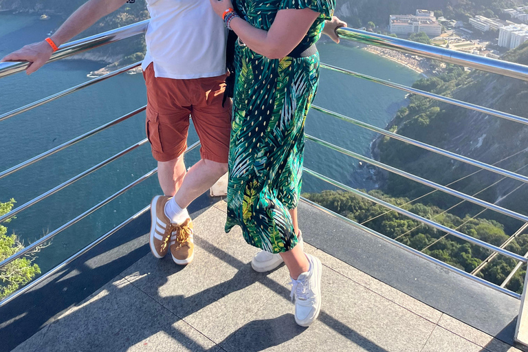 Sunrise (Dona Marta) + Christ the Redeemer + Sugarloaf Tour