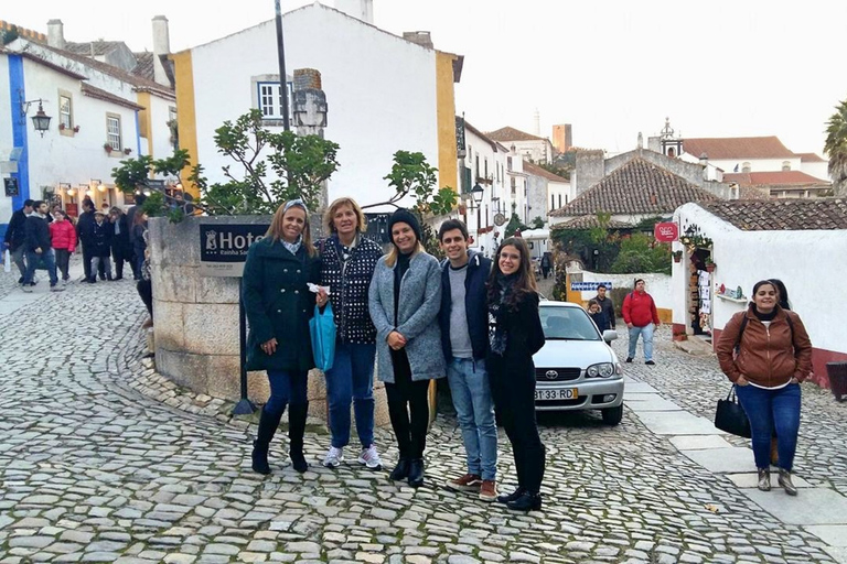 Full-Day Fatima, Batalha, Nazare en Obidos TourGroepsboekingen in het Spaans, Engels, Frans of Portugees