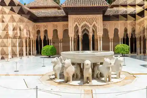 Granada: Last minute ticket Alhambra Tour