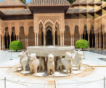 Granada: Last minute ticket Alhambra Tour