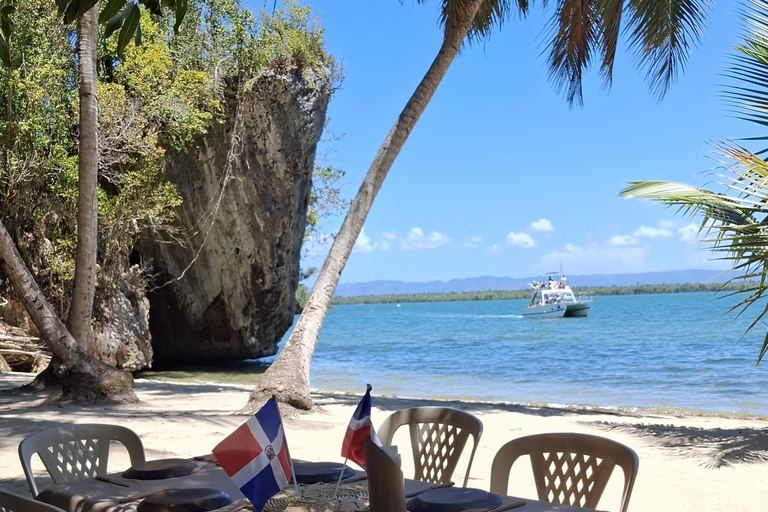 From Punta Cana: Los Haitises Tour: Mangroves, Caves + Round Mountain