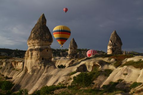 Da Istanbul: tour di 2 giorni in Cappadocia con mongolfiera