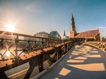 Hamburg: Kostenloser Rundgang mit Buchungsgebühr Hamburg: Kostenloser Rundgang mit Buchungsgebühr