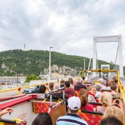 Budapest: Hop-On Hop-Off Bus with Cruise and Walking Tour