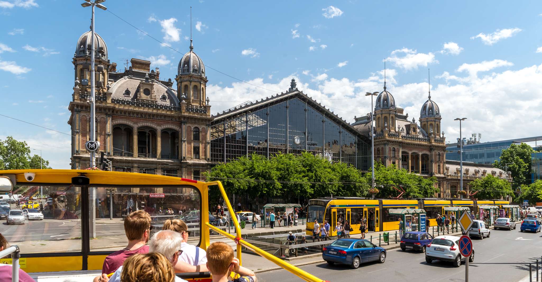 Budapest: City Sightseeing Hop-On Hop-Off Bus Tour & Extras photo 9