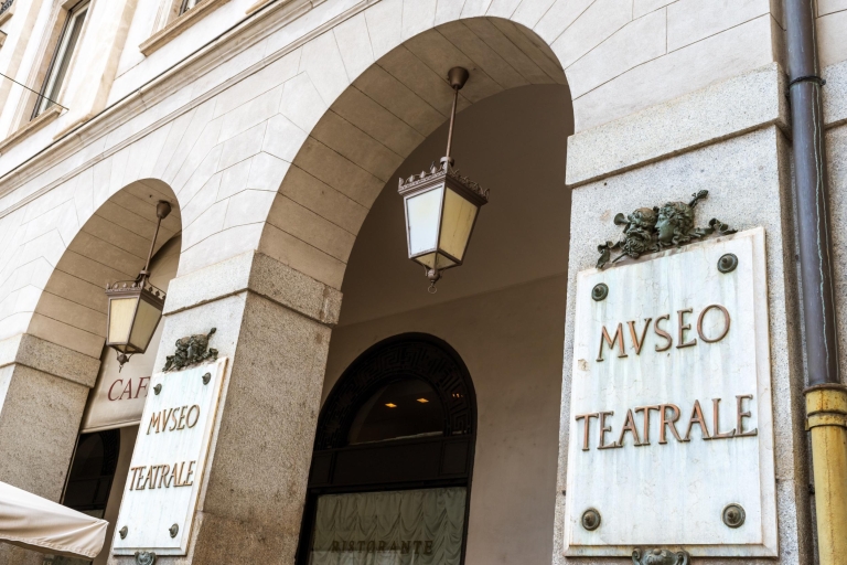 Milán: tour del museo y el teatro de La ScalaAlemán