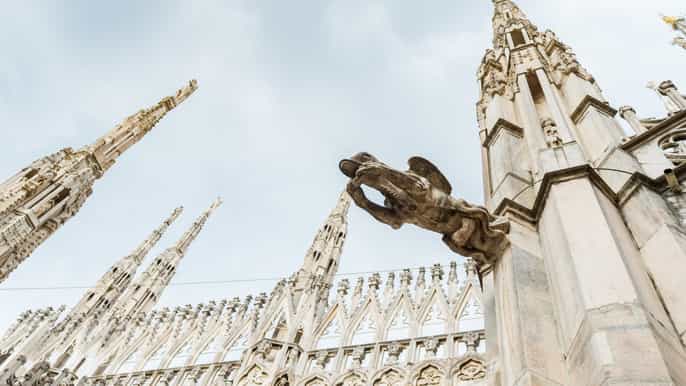skiptheline milan duomo tour and optional rooftop tour