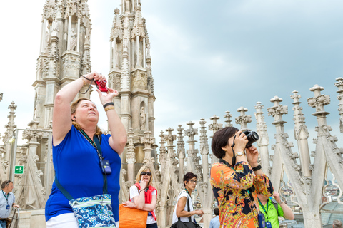 Milan Duomo Combo: Skip-the-Line Guided Tour & Rooftop Lift Spanish Speaking Option
