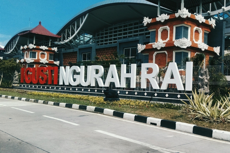 Transfert privé depuis ou vers l’aéroport Ngurah RaiAéroport à hôtel - Tanah Lot/Tegallalang/Padang Bai