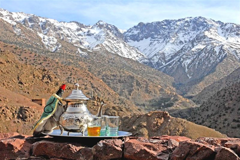 Van Marrakesh: 2-daagse Mount Toubkal TrekClimb Mount Toubkal: 2-daagse trektocht vanuit Marrakech