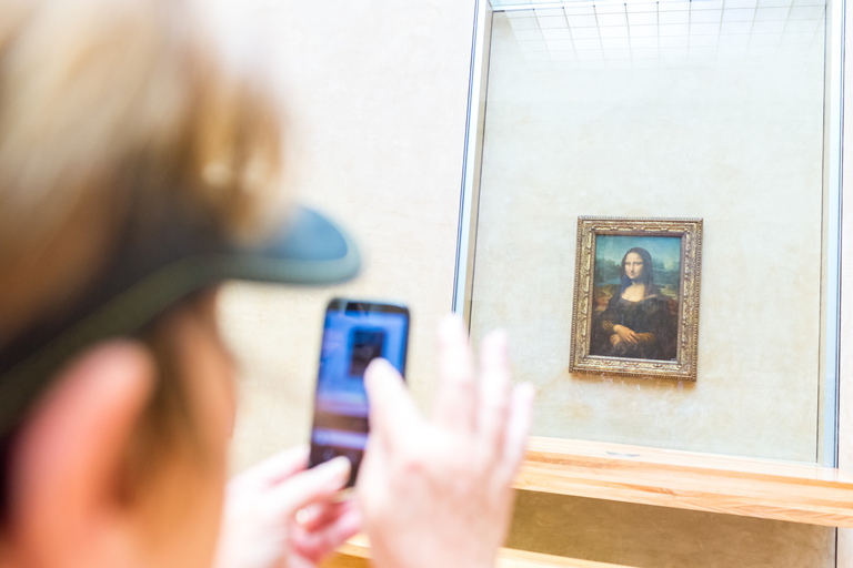 Museo del Louvre: tour guiado sin cola de taquillaTour guiado sin esperas por el Museo del Louvre, en inglés