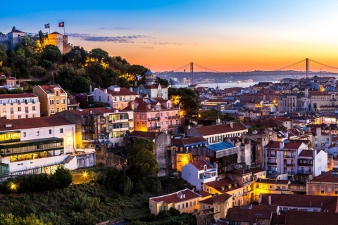 Lisbonne : spectacle de fado et dînerVisite privée avec spectacle et dîner
