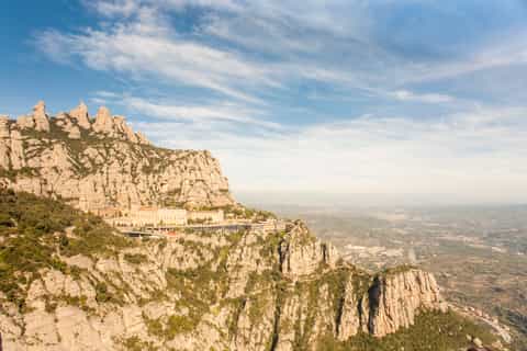 Montserrat & Cava Winery Small Group Day Tour