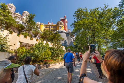 Lisbon: Full-Day Sintra Tour with Pena Palace Lisbon: Full-Day Sintra Tour with Pena Palace